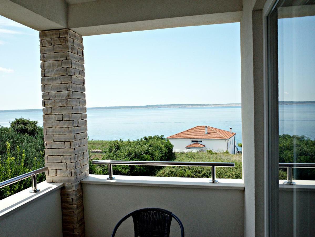 House Natali 70M From The Beach - Free Ev Top Up Ртина Экстерьер фото